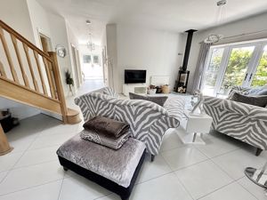 Reception room- click for photo gallery